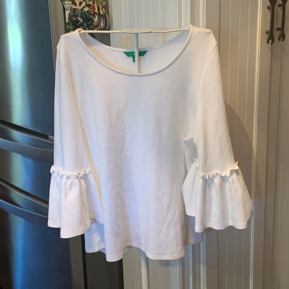 Dip very‎ wide opening bell sleeve top. Worn 2x - Picture 1 of 5